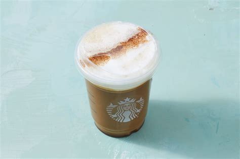 We Tried the New Starbucks Cinnamon Caramel。